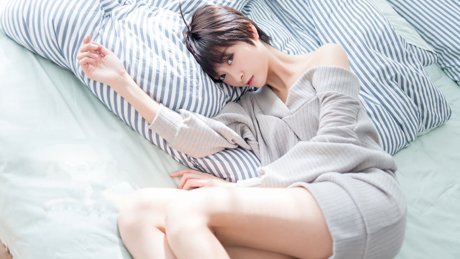 双星闪耀，国家德比激情对决，莫兰特隔空演绎完美表现