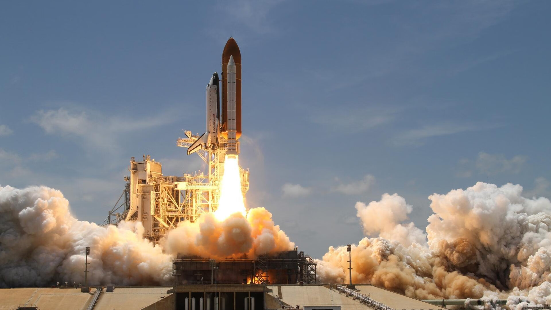 跨界绝杀,当京多安闯入NBA季后赛之夜